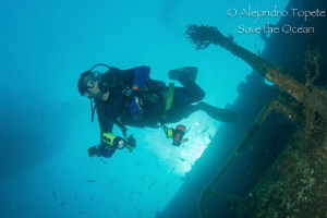Diver in C-57 by Alejandro Topete 